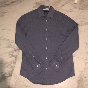 Italian made men’s Shirt. Barely used. Regular fit